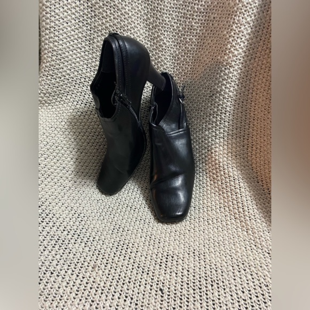 Aerosoles‎ Heeled Booties, Size 8